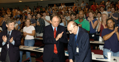 Tulane University School of Medicine students and, from left, Dr. Ian L. Taylor, Tulane's Associate Senior Vice President for the Health Sciences and Dean, School of Medicine and Dr. N. Kevin Krane, Tulane's Vice Dean for Academic Affairs, give Dr. Michael E. DeBakey a standing ovation during Tulane's orientation at Baylor College of Medicine.