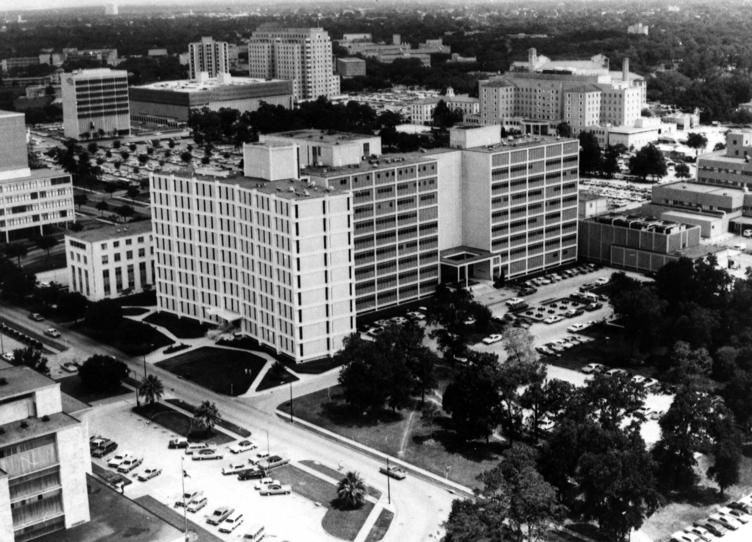Aerial view of Jewish Institute for Medical Research. Photo courtesy of Baylor College of Medicine Archives.