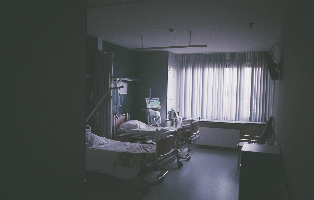 hospital-room-photo