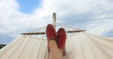 relaxing-hammock-photo