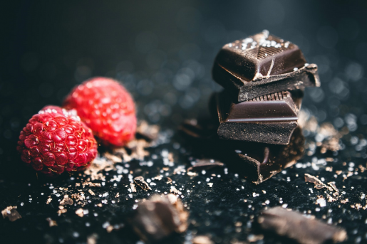 chocolate-fruit-valentines