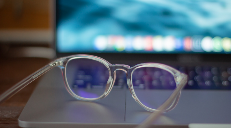 glasses-computer-photo