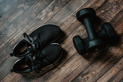 shoes-with-weights-fitness
