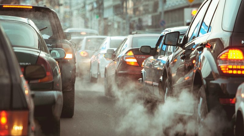 Cars in a traffic jam in the city.