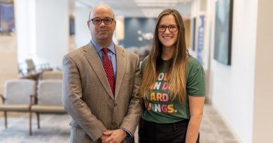 Malignant pleural mesothelioma patient Abigail Philips and Dr. Taylor Ripley