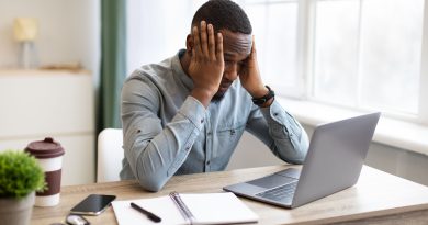 Employee experiencing burnout.